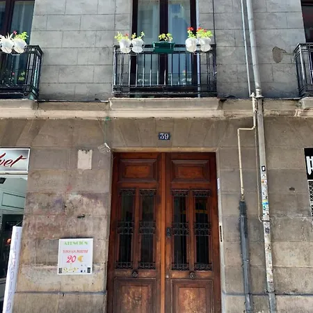 La Puerta - Casco Viejo-old Town Bilbau