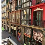 La Puerta - Casco Viejo-old Town Apartment