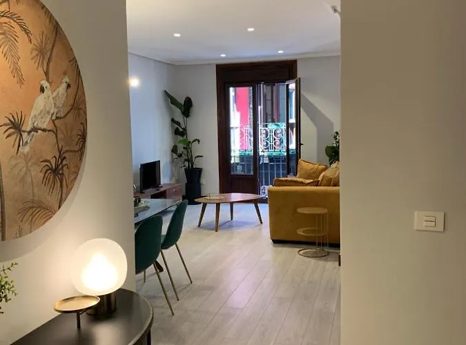 La Puerta - Casco Viejo-old Town Apartment *